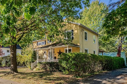 51 Paine St, East Aurora, NY, 14052-2356 | Card Image