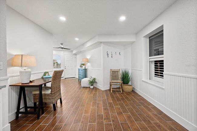 Foyer | Image 12