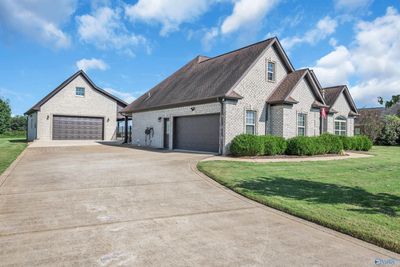 424 Vista Shores Road, House other with 4 bedrooms, 2 bathrooms and null parking in Rogersville AL | Image 3