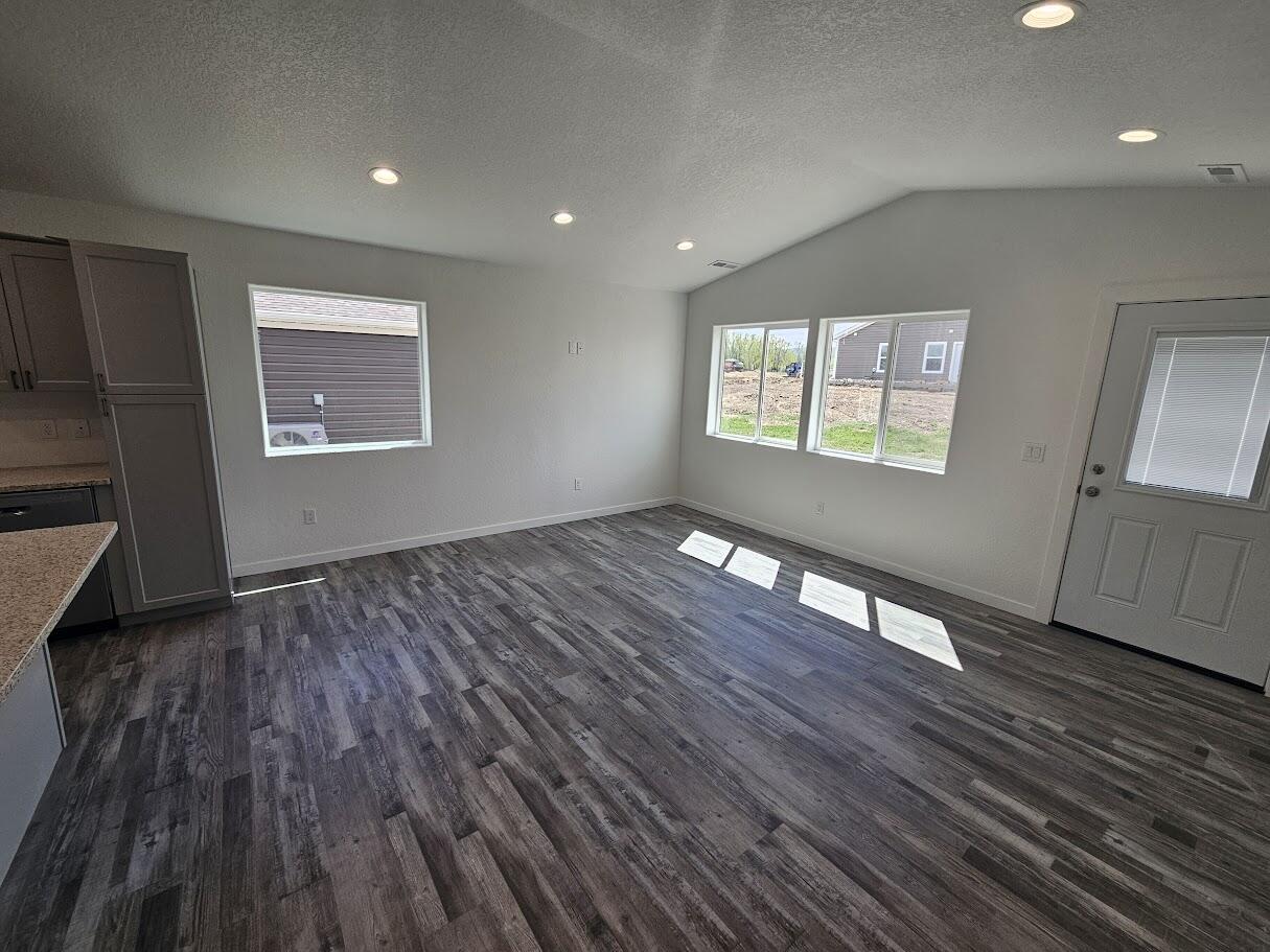 Residential in Sheridan 4