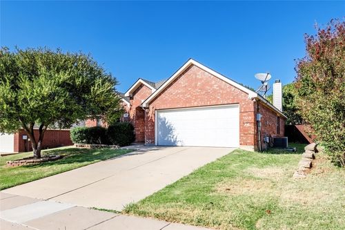 306 Tarpan Trl, Celina, TX, 75009-4607 | Card Image