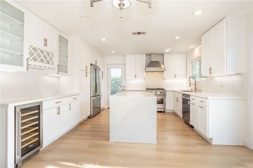 19116 Nashville St, Porter Ranch, CA, 91326-2659 | Card Image