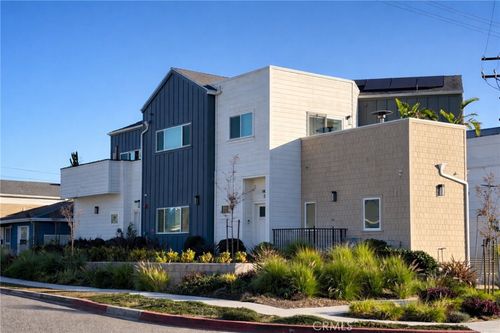 b-2800 Grant Ave, Redondo Beach, CA, 90278-5449 | Card Image