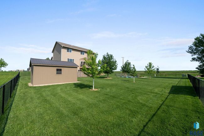 100 Oak Ave, House other with 6 bedrooms, 4 bathrooms and null parking in Crooks SD | Image 41