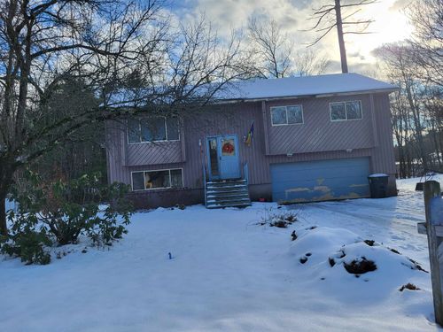 10 Eldorado Circle, Nashua, NH, 03062 | Card Image