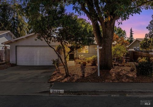 2626 Prestwick Ave, Concord, CA, 94519-1635 | Card Image