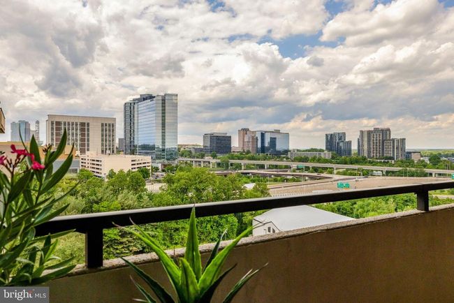 APT-1610 - 1800 Old Meadow Rd, Condo with 1 bedrooms, 2 bathrooms and null parking in MCLEAN VA | Image 21