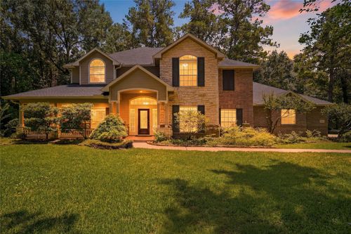 8766 Skyline Ln, Conroe, TX, 77302-3459 | Card Image