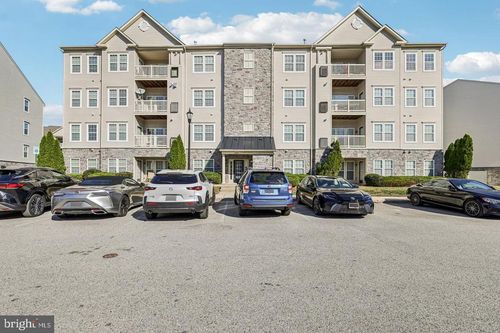 unit-302-5301 Wyndholme Cir, BALTIMORE, MD, 21229-3288 | Card Image