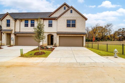 800 Homeplace Cir, Mansfield, TX, 76063-1003 | Card Image