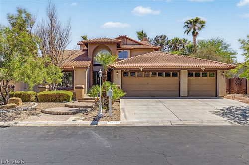 6815 Trinity Ct, Las Vegas, NV, 89146-5172 | Card Image