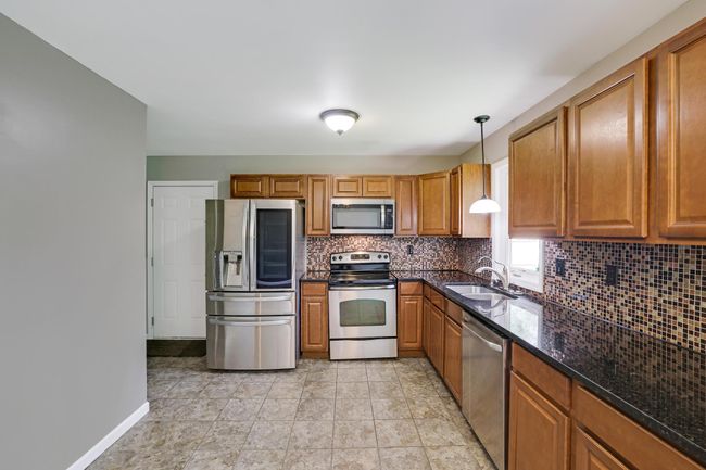 9342 Trenton Ln N, House other with 4 bedrooms, 2 bathrooms and null parking in Maple Grove MN | Image 14
