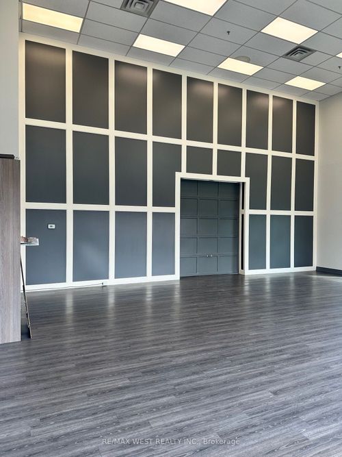 b-142 Edilcan Dr, Concord, ON, L4K3S6 | Card Image