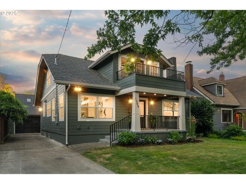 1946 Se 23rd Ave, Portland, OR, 97214-3958 | Card Image