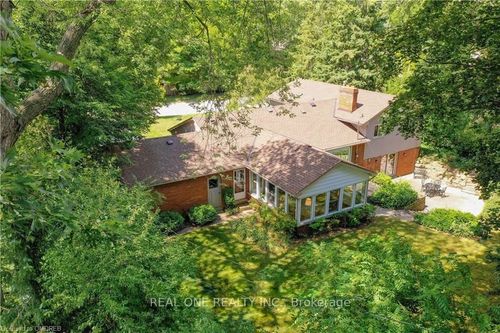 262 Cardinal Dr, Oakville, ON, L6J4P2 | Card Image