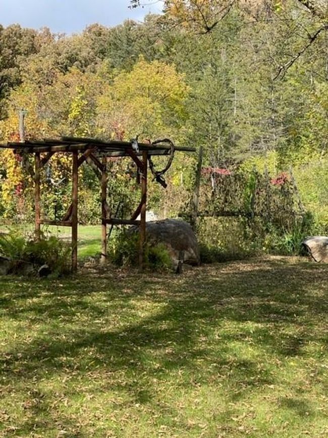 Arbor Entrance | Image 34
