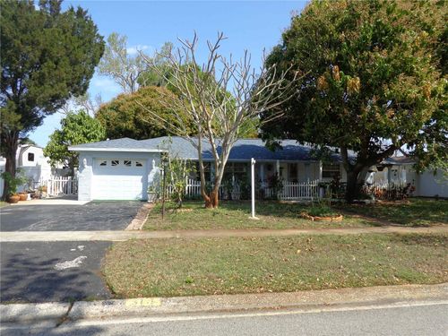 6165 26th Avenue N, ST PETERSBURG, FL, 33710 | Card Image