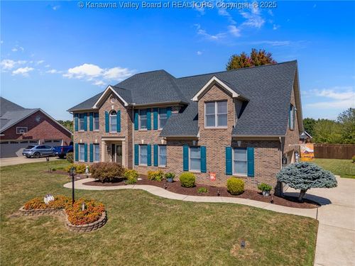 140 Leslie Pl, Scott Depot, WV, 25560-8902 | Card Image