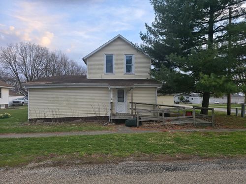 201 E Carlisle St, Mc Lean, IL, 61754-9315 | Card Image