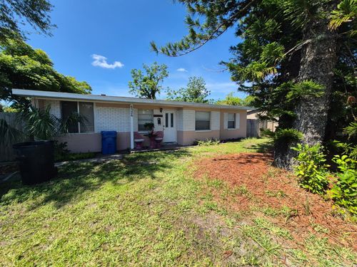 6326 38th Ave N, ST PETERSBURG, FL, 33710-1611 | Card Image