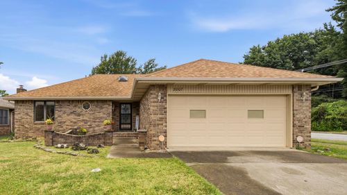 2007 S Lancaster Avenue, Springfield, MO, 65807 | Card Image