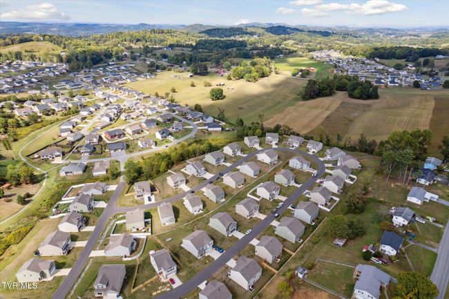 847 Barley Loop, House other with 4 bedrooms, 3 bathrooms and null parking in Jonesborough TN | Image 37