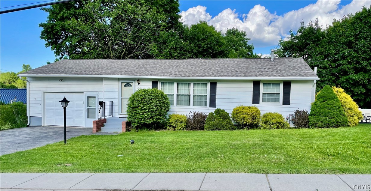Fay Rd, Syracuse, NY 13219