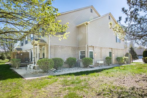 1242 Bay Ct, Holly, MI, 48442-1908 | Card Image