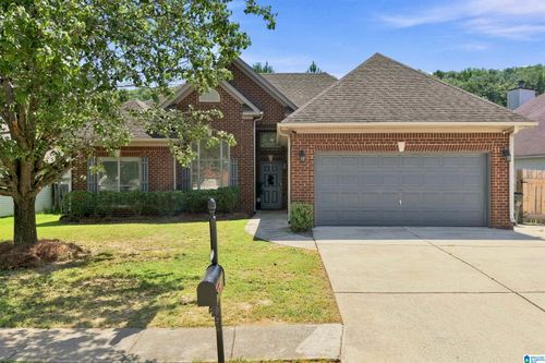 2042 Forest Lakes Ln, STERRETT, AL, 35147-8151 | Card Image
