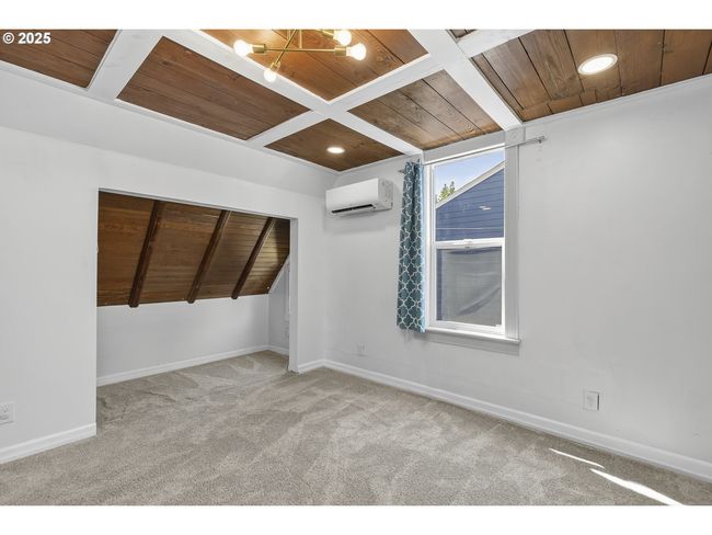 Bedroom-Upper | Image 15