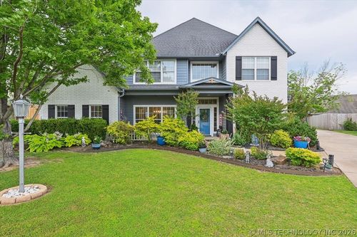 13904 89th Ct, Owasso, OK, 74055-2562 | Card Image