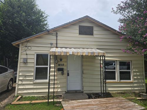 1303 9th St, Galena Park, TX, 77547-3026 | Card Image