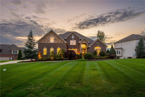 347 Buckingham Dr, Venetia, PA, 15367-2383 | Card Image