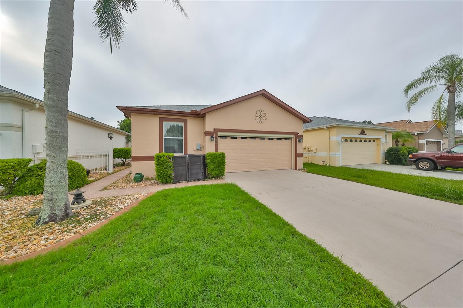 Ambersweet Pl, Land O Lakes, FL 34637
