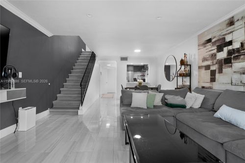 1-9956 N Kendall Dr, Miami, FL, 33176-2215 | Card Image