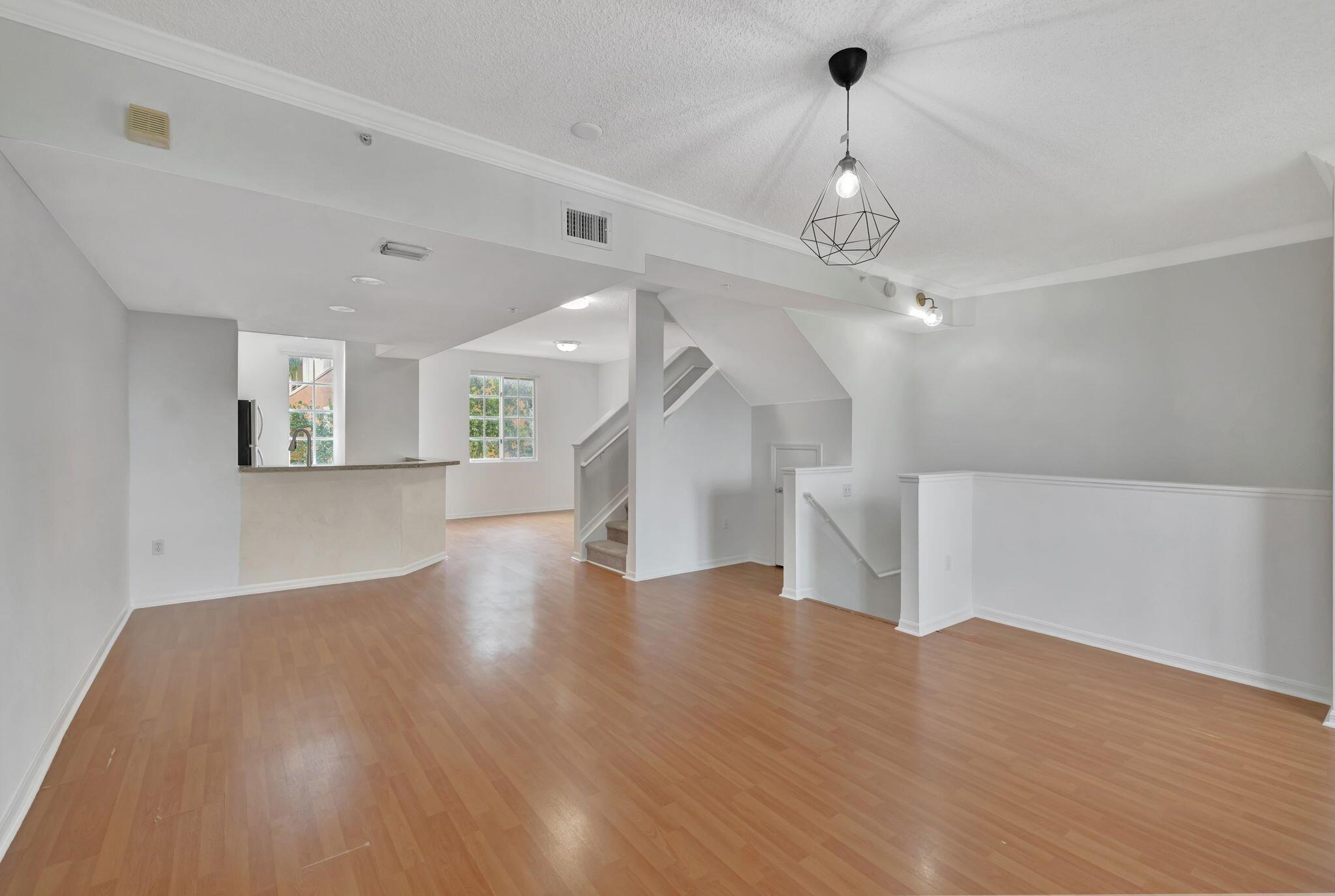 2103 2911 Ne 185th Street, For Sale in Aventura Zoocasa