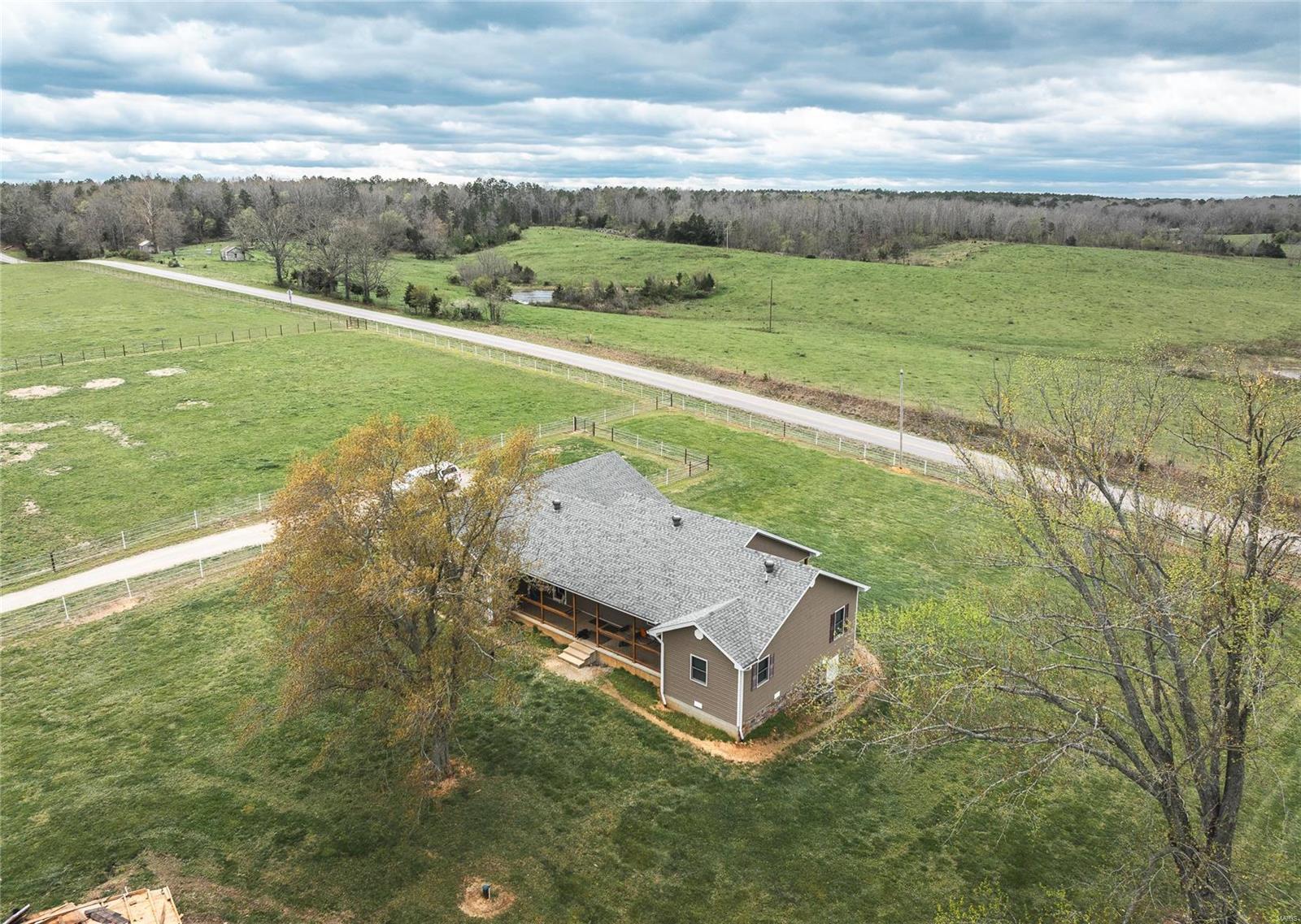 State Route Y , Birch Tree, MO 65438