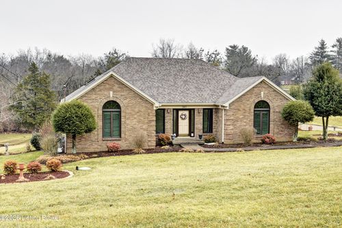 360 Rockcastle Villa, Shepherdsville, KY, 40165-6289 | Card Image