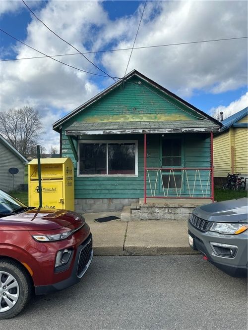 154 W Main St, Worthington, PA, 16262-2622 | Card Image