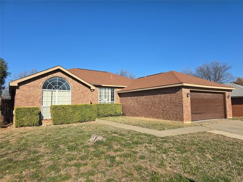 8012 Ashridge Rd, Fort Worth, TX, 76134-5322 | Card Image