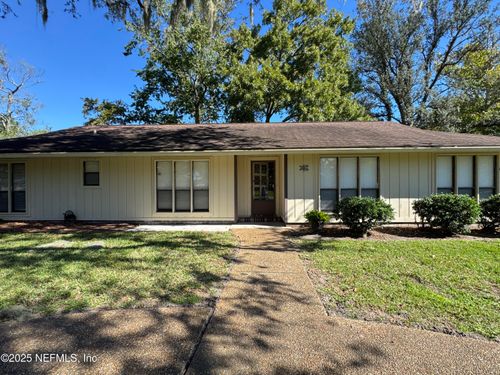 2052 Pompano Pkwy, ORANGE PARK, FL, 32073-5827 | Card Image