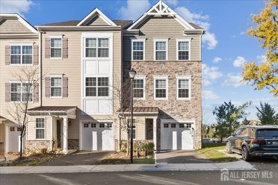 905 Chalmers Lane, Townhouse with 3 bedrooms, 2 bathrooms and null parking in Monroe NJ | Image 1