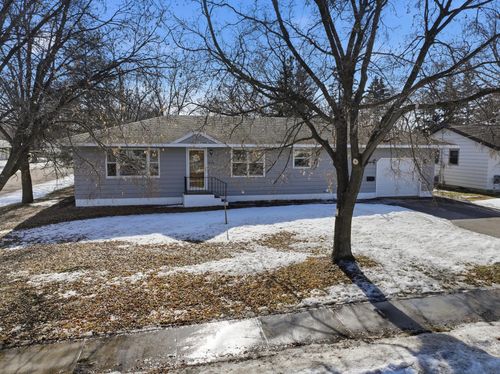 416 South St, Paynesville, MN, 56362-1723 | Card Image