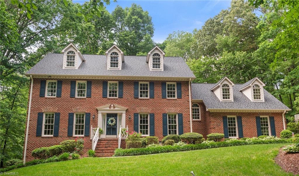 Crestwick Ct, Greensboro, NC 27406