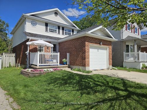 43 Moss Pl, Guelph, ON, N1G4V2 | Card Image