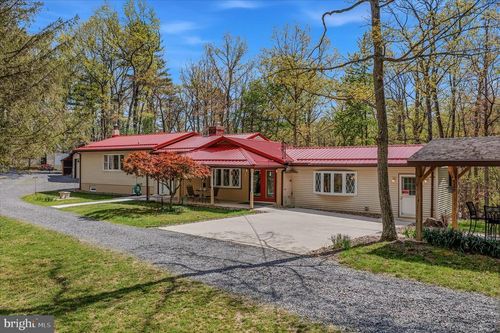 350 Keiter Dr, Great Cacapon, WV, 25422 | Card Image
