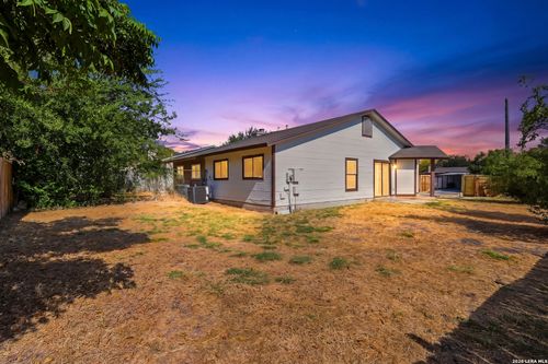 9602 Vale, San Antonio, TX, 78245-1540 | Card Image