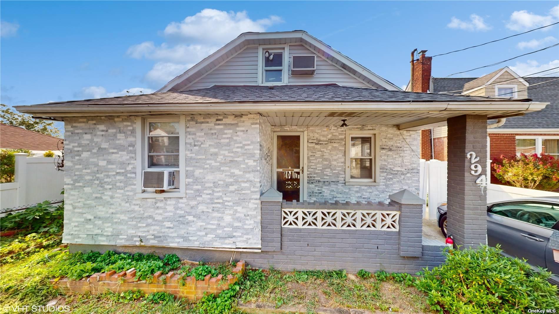 Fenimore Ave, Uniondale, NY 11553