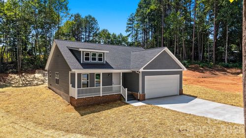 2197 Mclin Ct, Conover, NC, 28613-9259 | Card Image
