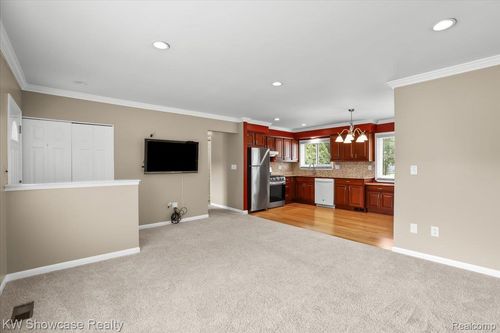9952 Kennedy St, Van Buren Township, MI, 48111-1456 | Card Image